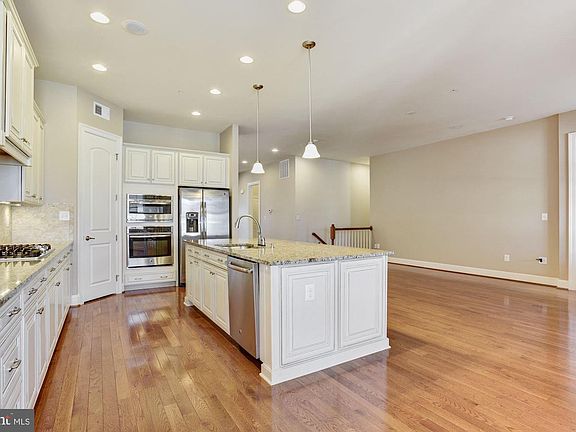 5th image of 11304 Barnsley Way