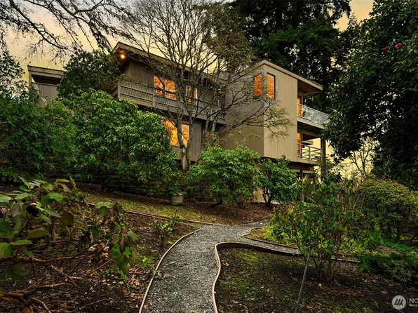 831 Daley Street, Edmonds, WA 98020