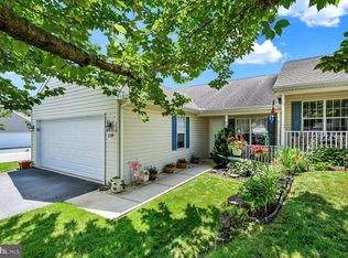 239 Equine Cv, Red Lion, PA 17356