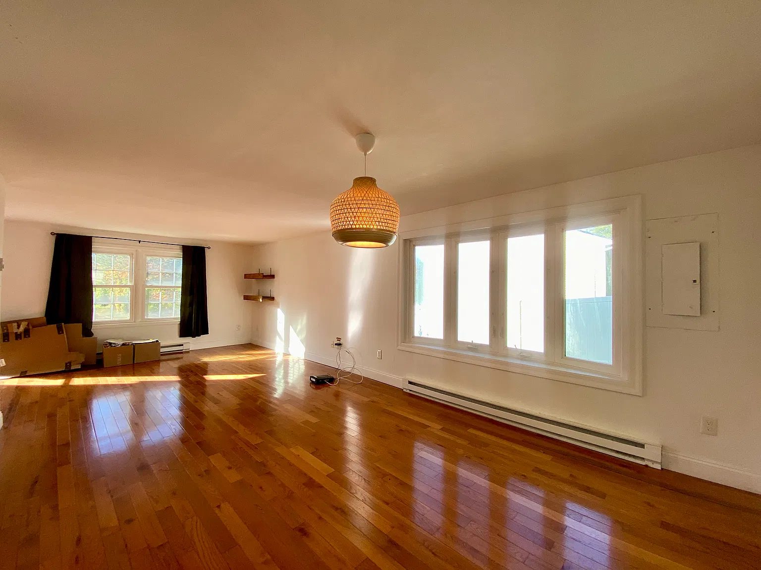 3 bed, 1.5 bath, 1100 sqft, $3,000 — Photo 4