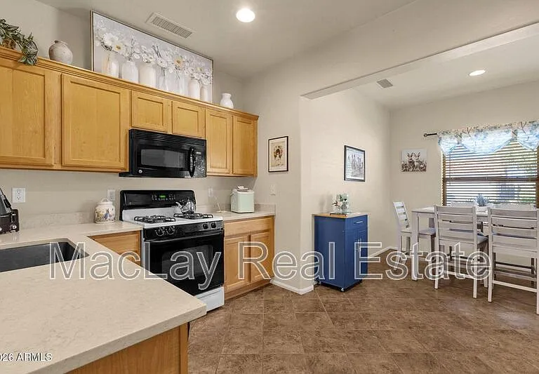 18337 N Soft Wind Dr — Photo 10