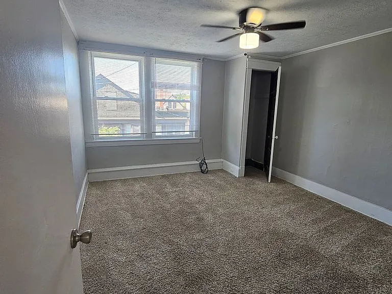 12022 Mayfield Rd — Photo 15