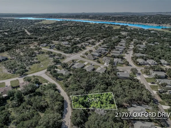 21707 Oxford Dr, Lago Vista, TX 78645