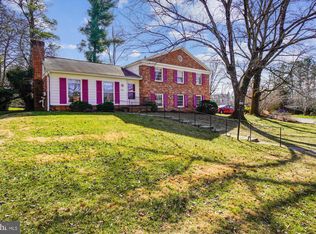 7531 Sebago Rd, Bethesda, MD 20817