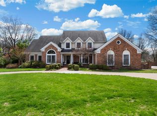 12002 Wiltshire Place Ct, Saint Louis, MO 63131