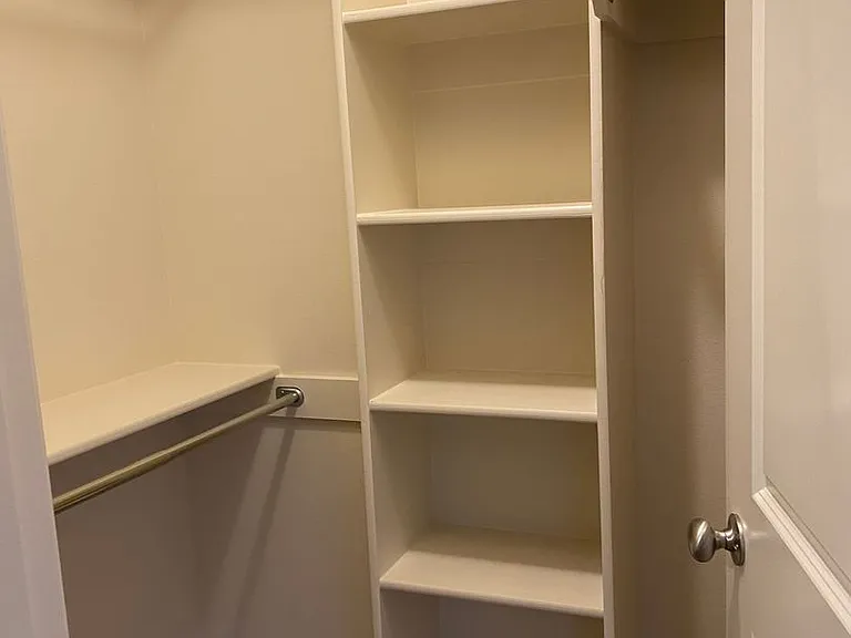 813 S Quincy Ave — Photo 10