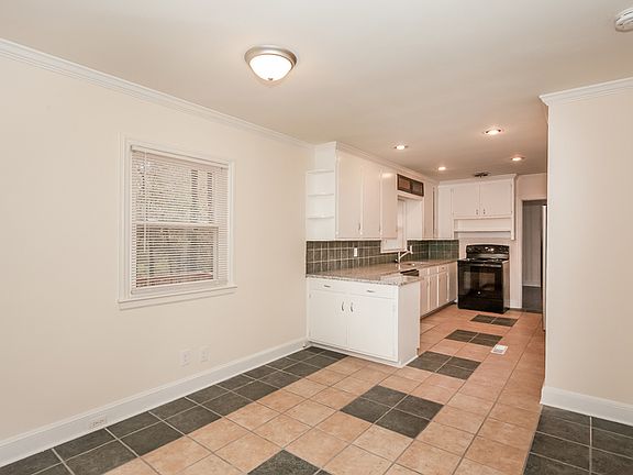 3rd image of 6309 Cedar Croft Dr