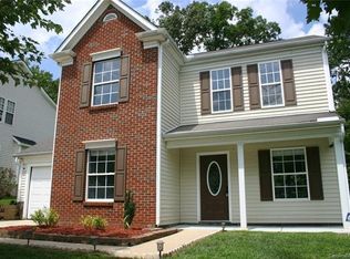 9807 Veronica Dr, Charlotte, NC 28215