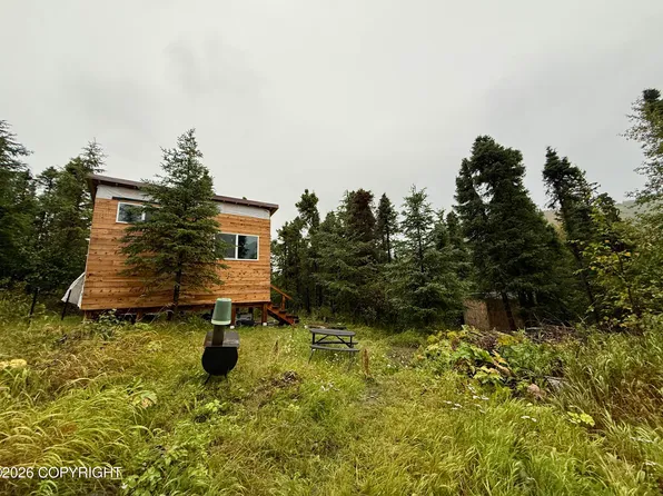 L35-B2 Portugal Pl, Anchorage, AK 99516