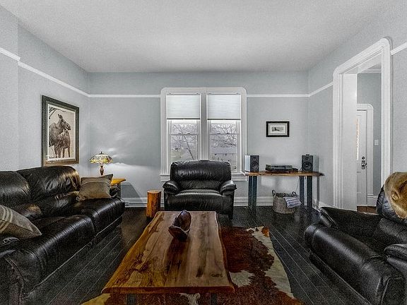 4th image of 3339 Hill Rd