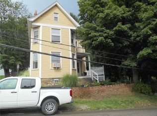 818 5th St, Rochester, PA 15074