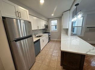 24-55 Crescent St #2, Astoria, NY 11102