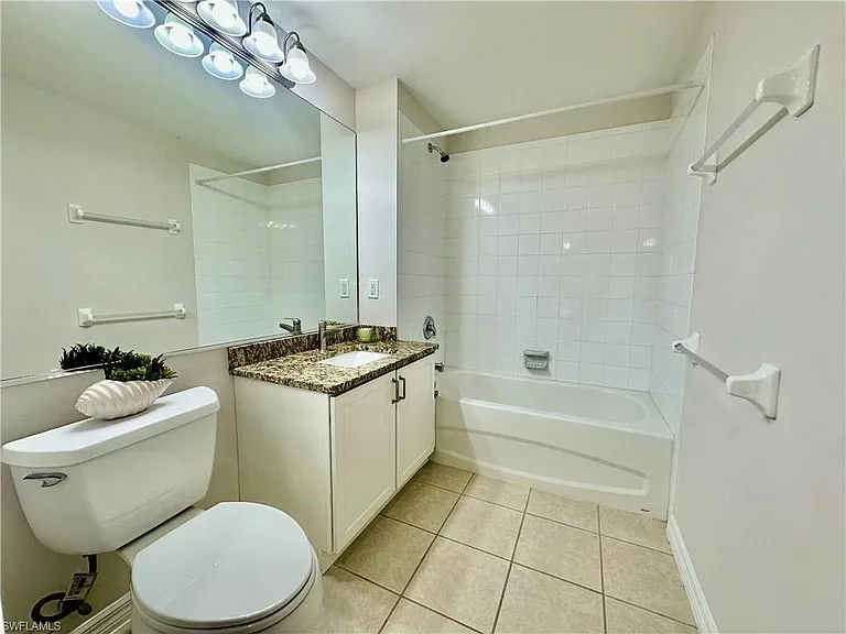 1345 Henley St #707 — Photo 18