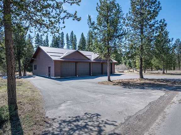 3rd image of 151 Drew Creek Loop