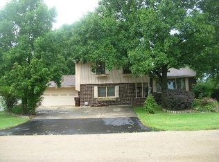 1351 S Regan Rd, New Lenox, IL 60451