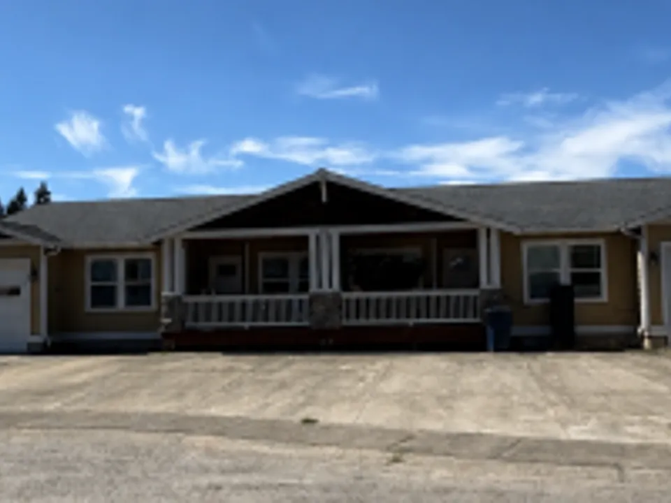 203 Walnut Grove Ct
