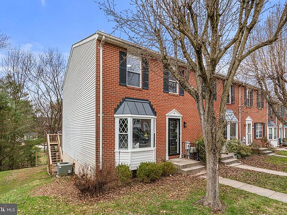 2nd image of 14 Powderock Pl