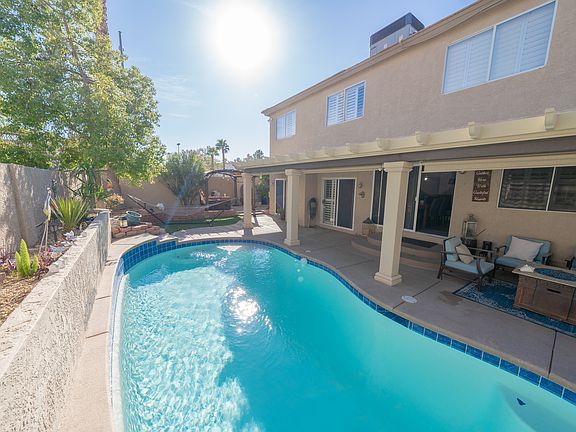 2nd image of 9694 Summer Lilac Ct
