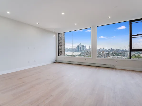 704 Palisade Avenue image 1 of 17