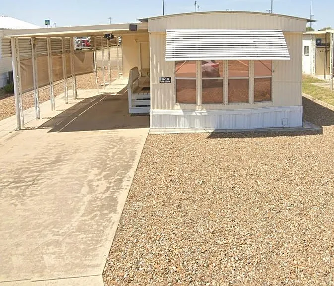 402 Cory Dr #B-10 — Photo 1