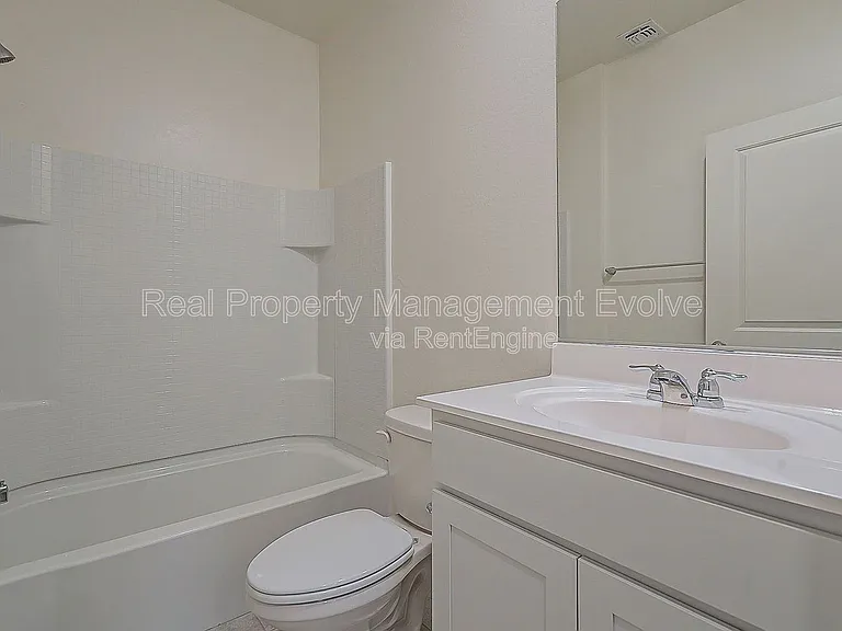6450 W Magdalena Ln — Photo 18