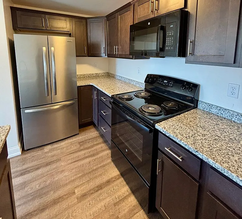 1337 Millersport Hwy #1