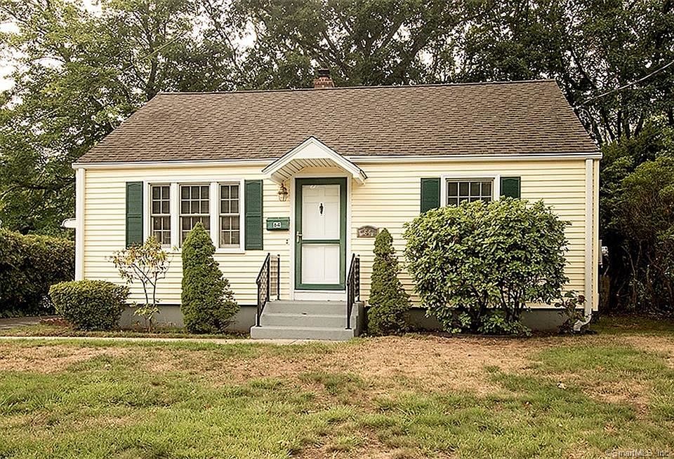 1st image of 64 Parkside Dr
