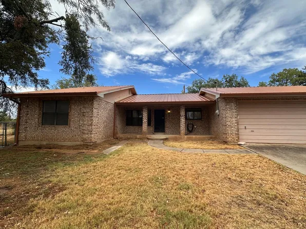 212 Avolyn Dr, Brownwood, TX 76801