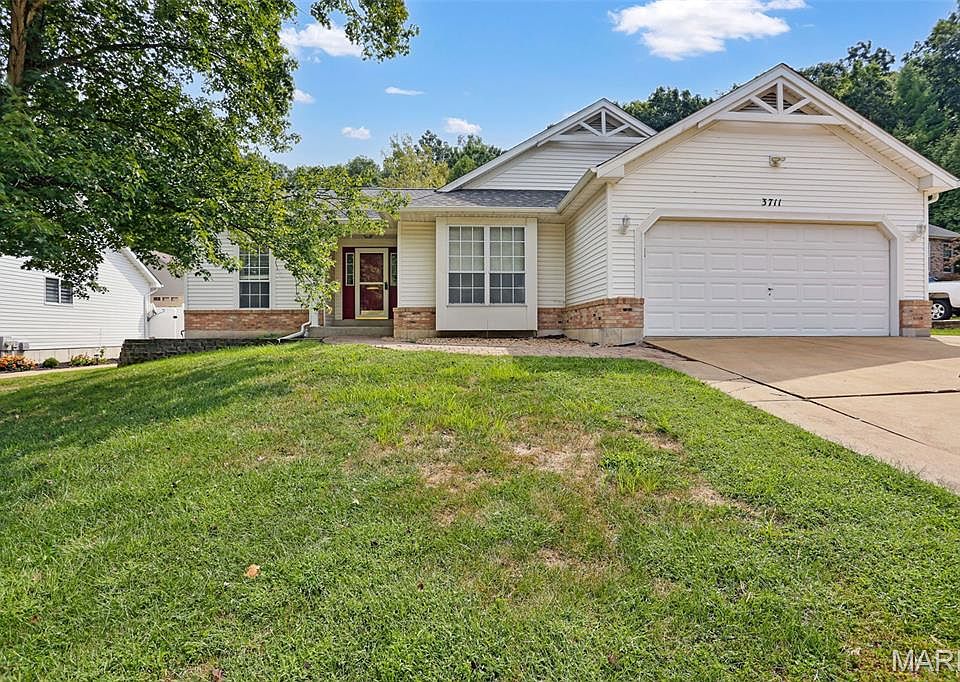 1st image of 3711 Falcon View Dr