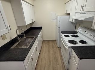 551 E Hawthorne Rd #14, Spokane, WA 99218