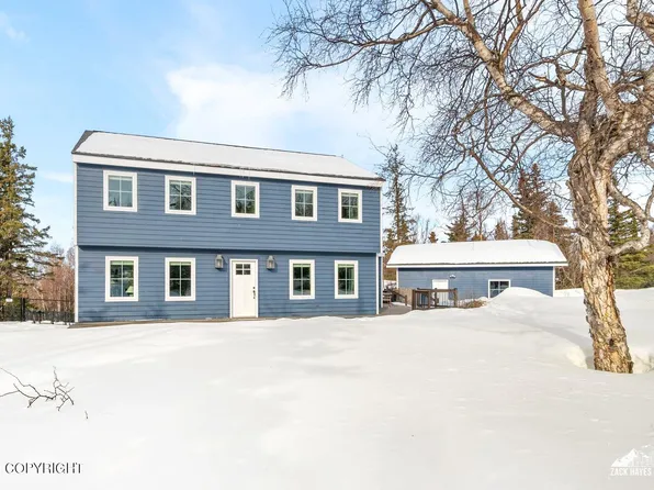 11940 Circle Dr, Anchorage, AK 99507