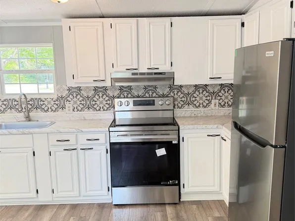 110 Tulip Tree Ct, Statesville, NC 28677