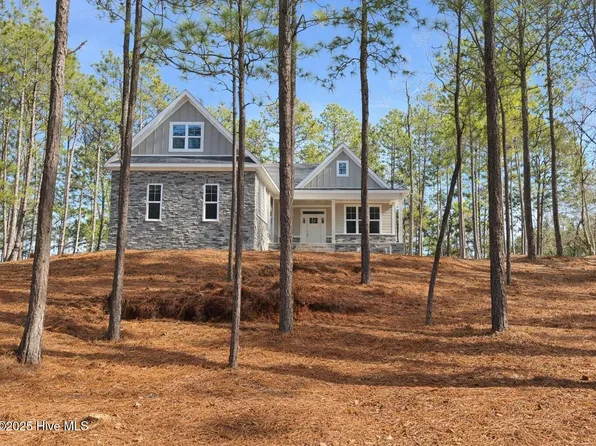 494 Longleaf Drive, West End, NC 27376