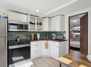 4 Keefe Ave, Hampton, NH 03842