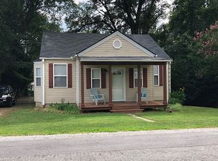 7 Center St, Taylors, SC 29687