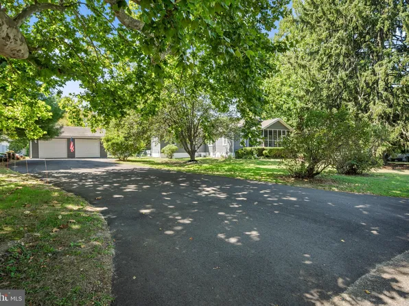 180 Woodlawn Ave, Mantua, NJ 08051