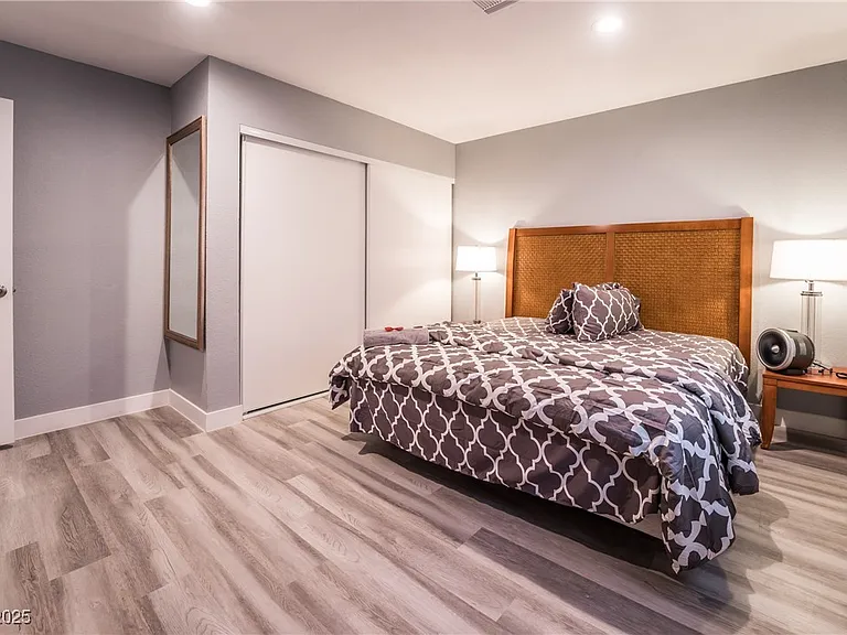3955 Savoy Ct — Photo 39