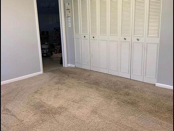 4th image of 5524 Lakewood Cir S APT D