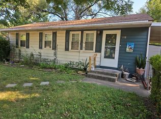 118 James St, Buckner, MO 64016
