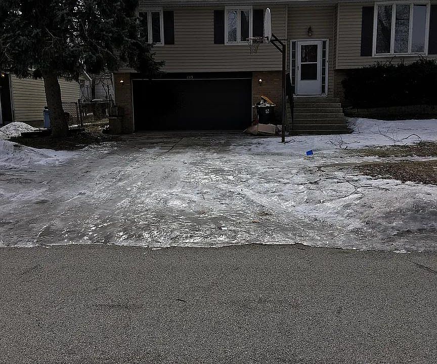 1st image of 815-1 Oriole Dr