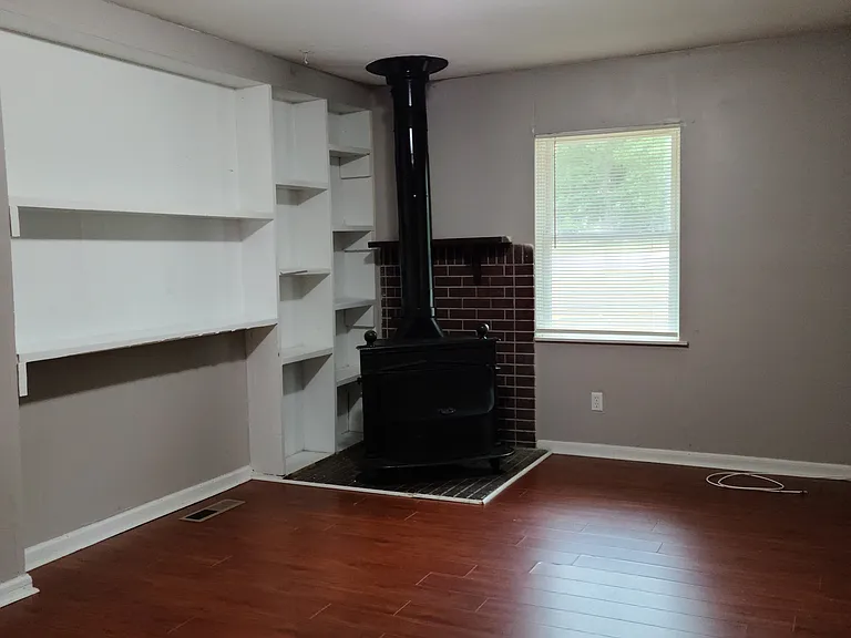 8320 Kendrick Rd — Photo 5