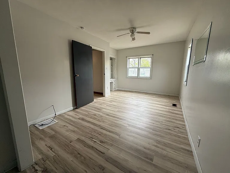 2202 D Ave — Photo 21