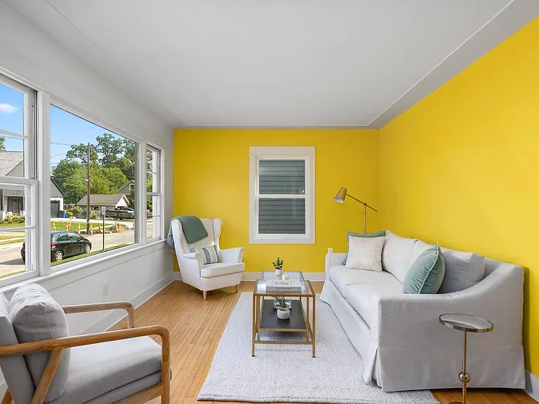 844 Ross Ct SE — Photo 2