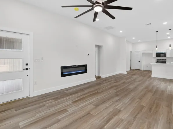 2307 Refugio Ave, Fort Worth, TX 76164
