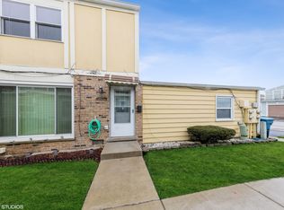 20124 Oak Ln, Lynwood, IL 60411