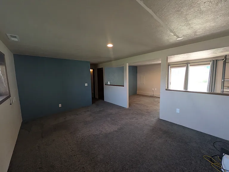 8015 W Hood Ave — Photo 9