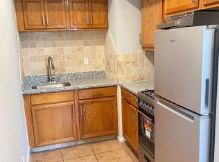 400-418 W Walnut Ln #400-2, Philadelphia, PA 19144