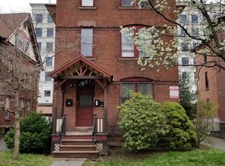 34 Hungerford St #1, Hartford, CT 06106