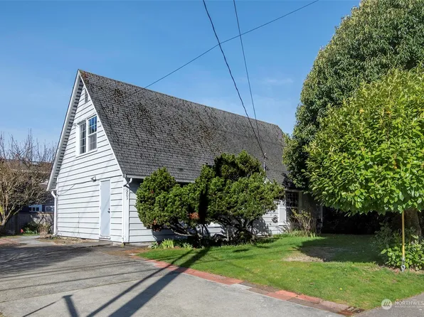 1203 6th Street, Kirkland, WA 98033