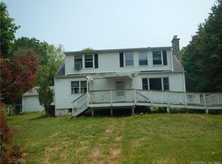 16 Roosevelt Dr, Seymour, CT 06483